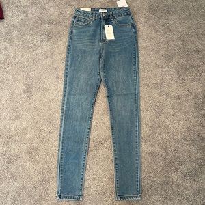 Forever 21 High Rise skinny Jeans
